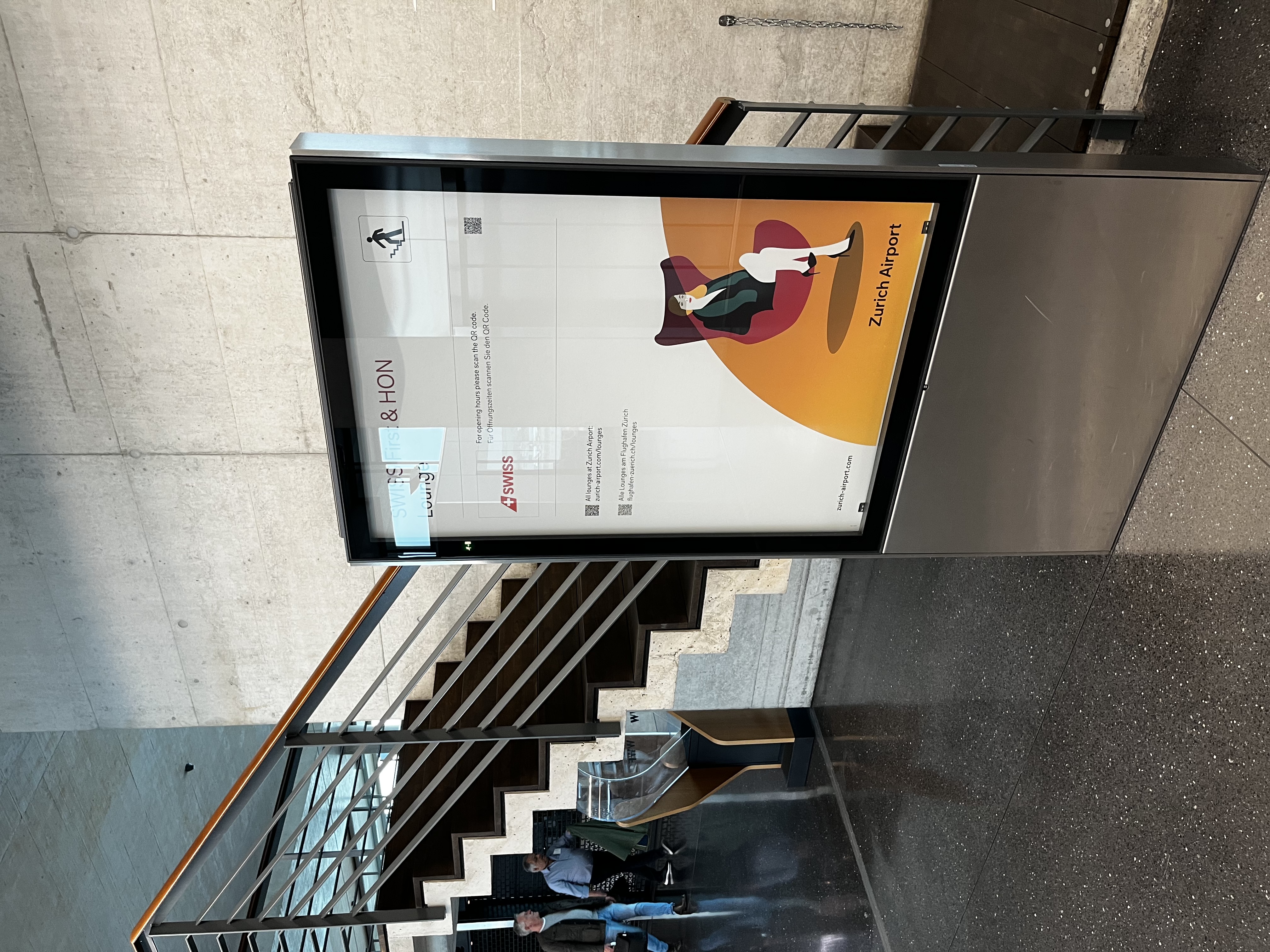 Swiss First Class Lounge Zürich Terminal E — Eingang