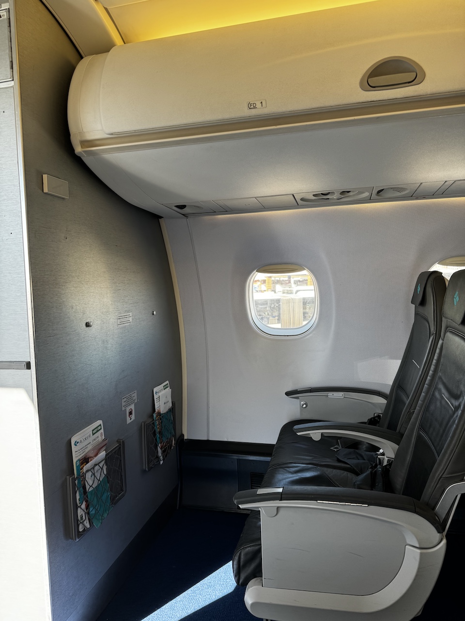 Air Dolomiti Business Class Kabine